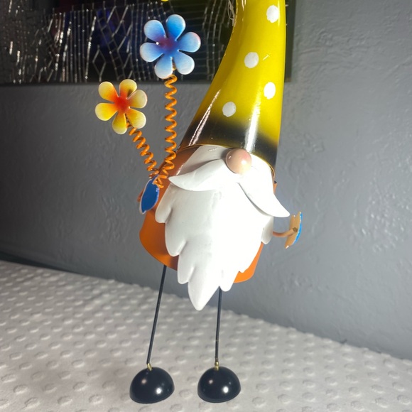 Garden Collection Spring Gnome Wind Chime-Metal - Picture 7 of 12
